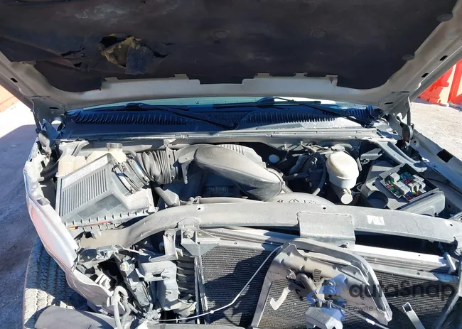 2GCEC19V241135038: 43008536