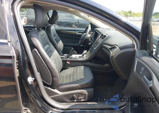 3FA6P0HD5GR244028: 43008588