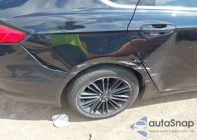 3FA6P0HD5GR244028: 43008588