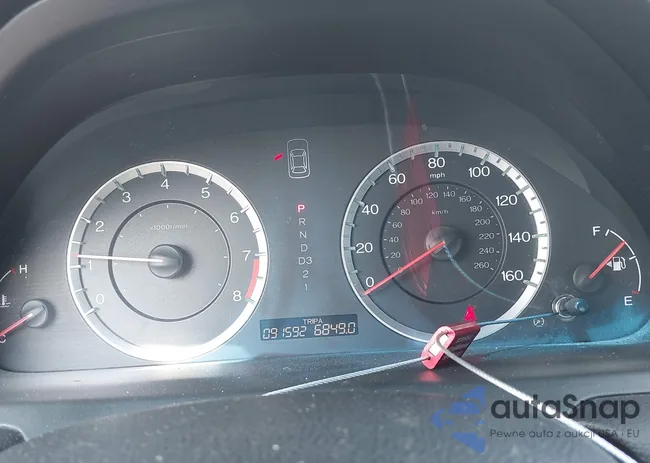 1HGCS1B89BA006085: 43008782