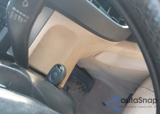 3VWRZ71K68M038490: 43008805