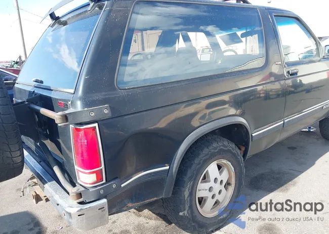 1GNCT18Z4M8102946: 43008872