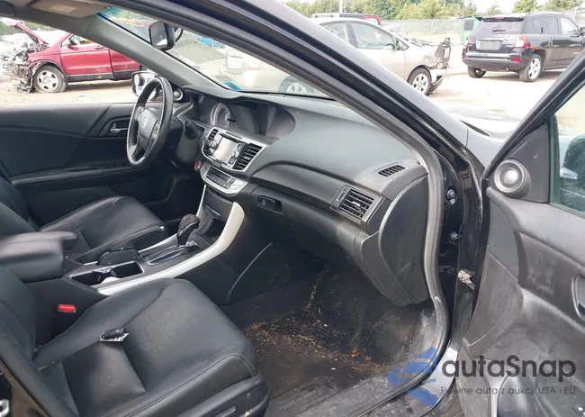 1HGCR2F88EA161839: 43008880