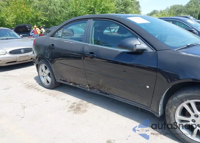 1G2ZF55B064257453: 43008001