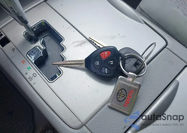 4T4BF3EK0AR077157: 43008003