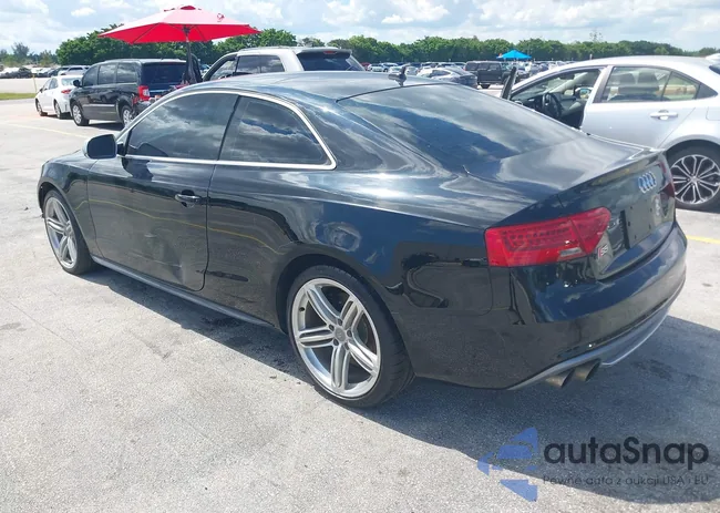 WAU3GAFR2DA000647: 43008016