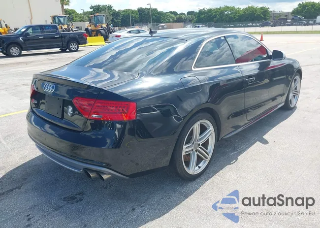 WAU3GAFR2DA000647: 43008016