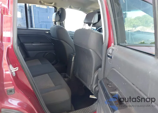 1C4NJCEB0CD715968: 43008068