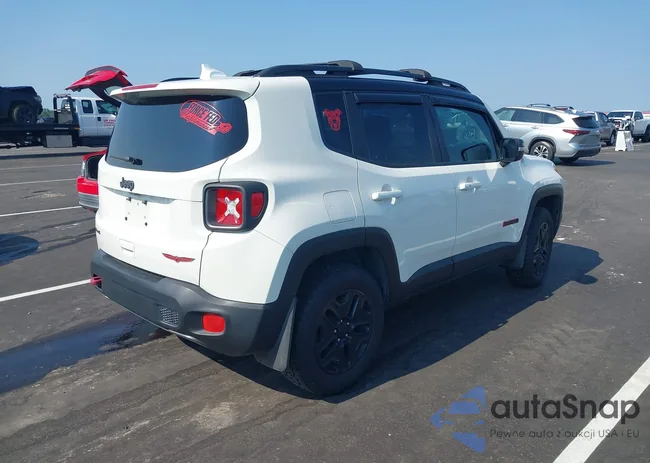 ZACCJBCB9JPJ01033: 43008223