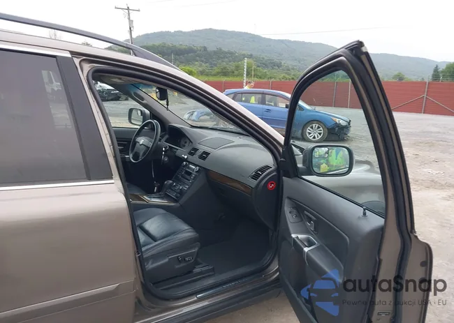 YV4982CZXA1537098: 43009328