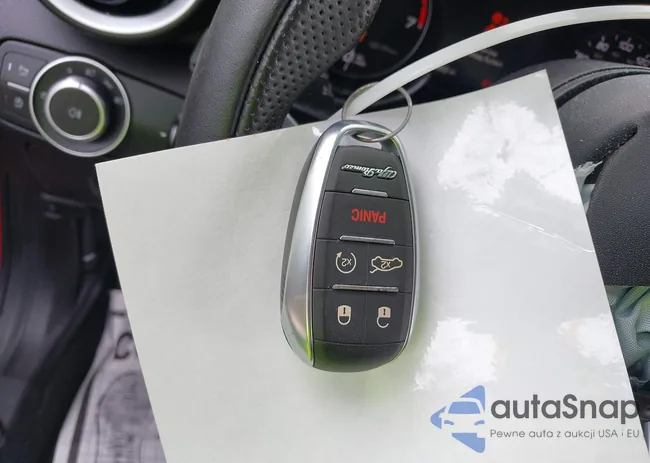 ZARFAMBN2N7661072: 43009351