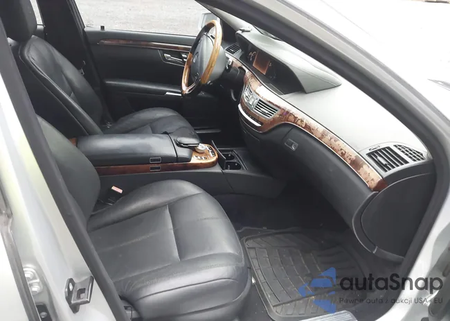 WDDNG71X49A242731: 43009376