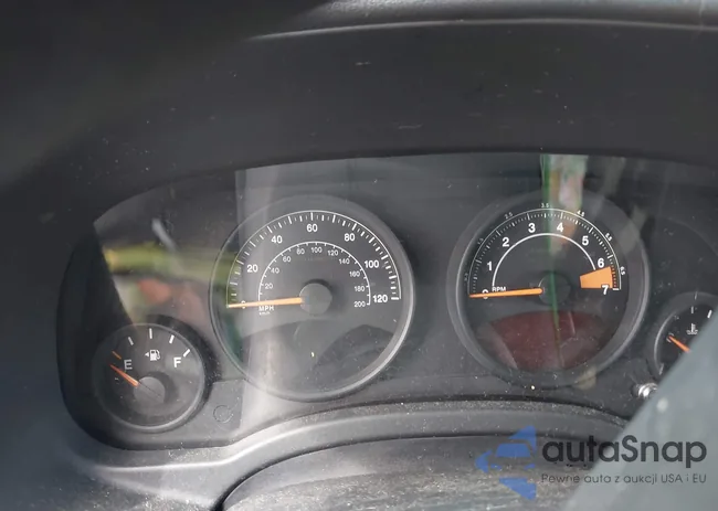 1C4NJCBA4ED545340: 43009404