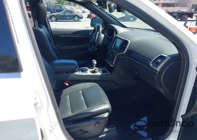 1C4RJFBG9FC667237: 43009466