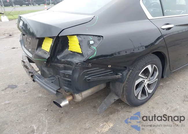 1HGCR2F39HA040472: 43009498