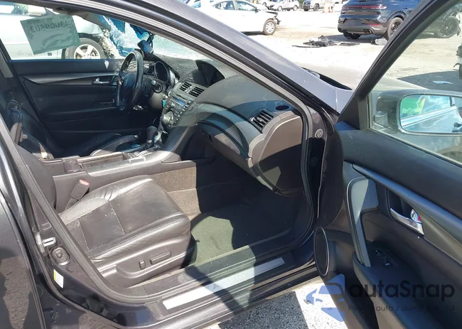 19UUA8F52CA020704: 43009502