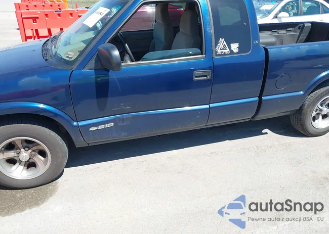 1GCCS19WX28140128: 43009541