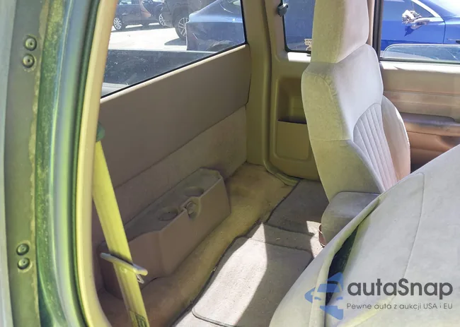 1GCCS19WX28140128: 43009541