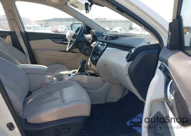 JN1BJ1CVXMW321553: 43009701