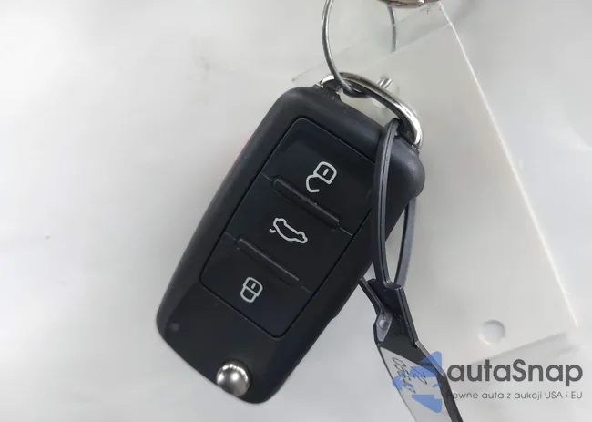 3VW2B7AJ0HM411634: 43009708