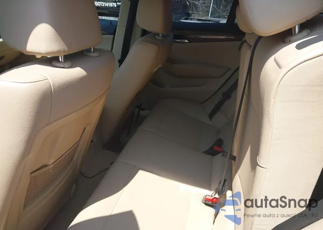 WBAVL1C5XDVR84418: 43009736