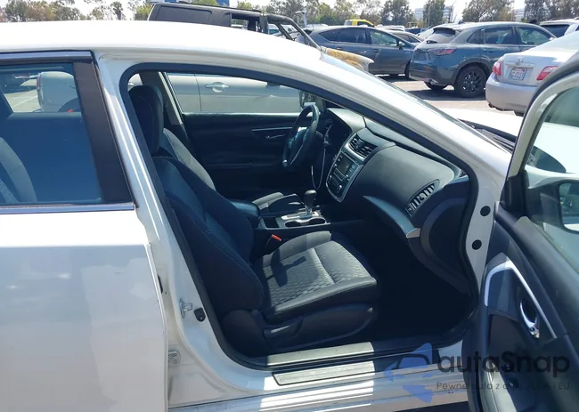 1N4AL3AP0GN365645: 43009773