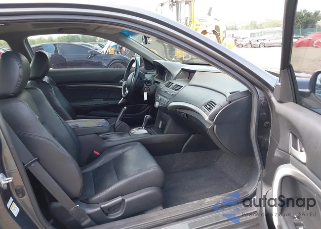 1HGCS12858A028786: 43009880