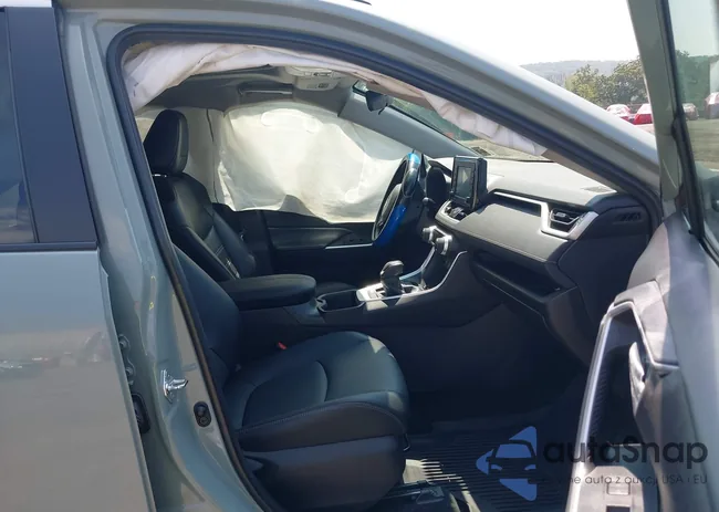 2T3A1RFV1NW300772: 43009014