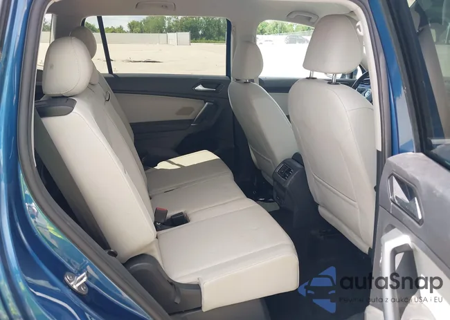 3VV3B7AX8JM188259: 43009078