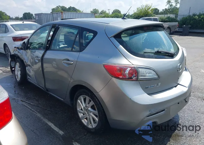 JM1BL1L72D1816660: 43009108