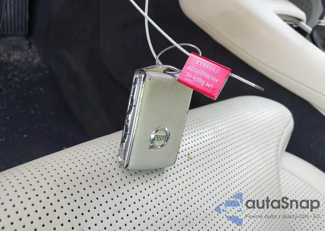 YV1A22ML0H1005925: 43009193