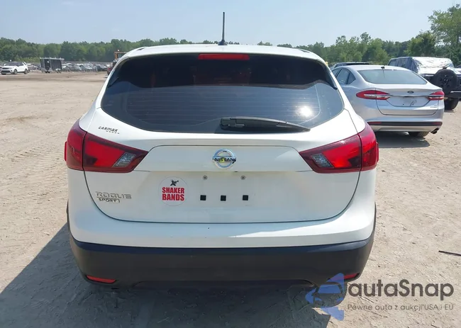 JN1BJ1CP0KW218009: 43009248