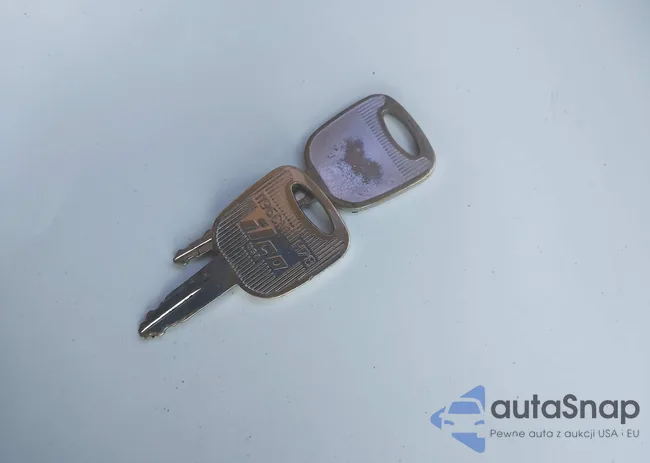 3FAFP6631YM110483: 43010293