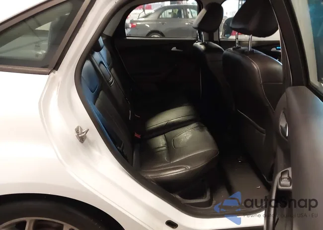 1FADP3F24DL336655: 43010523