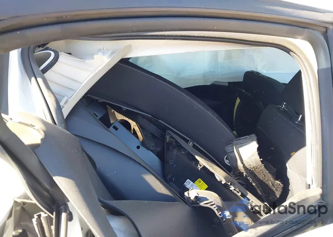 3KPF24AD4RE716532: 43010530