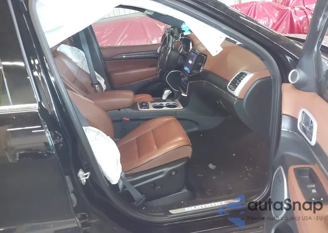 1C4RJFJT4KC740359: 43010532