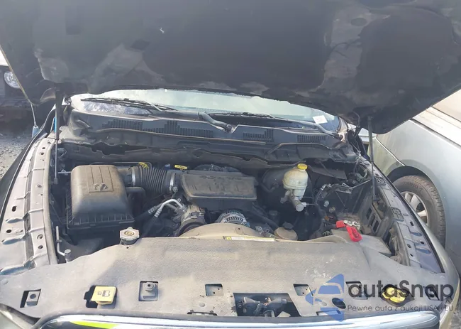 1D3HB13P49S756645: 43010672