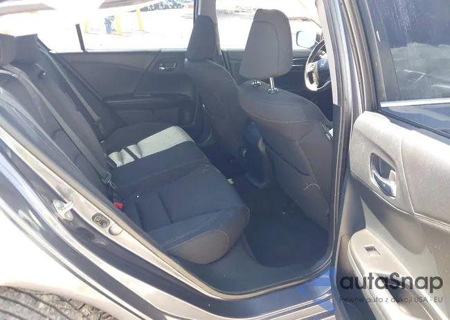 1HGCR2F52FA245419: 43010673