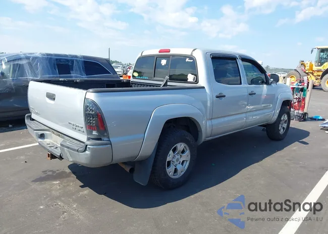 3TMJU4GN9BM114077: 43010745