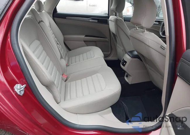 3FA6P0LUXHR393558: 43010818