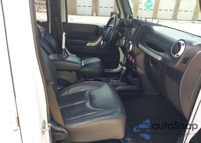 1C4HJWEGXEL229459: 43010846