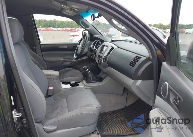 5TEUU42N77Z379062: 43010010