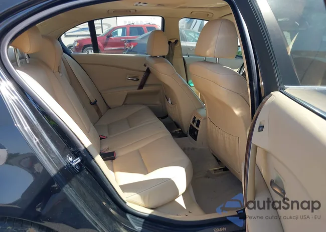 WBANE73517CM55811: 43010042