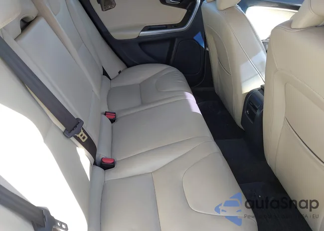 YV140MEK3G1313738: 43010048