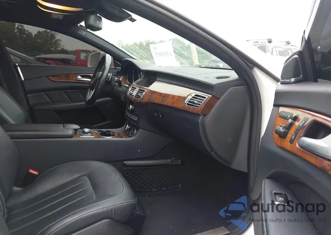 WDDLJ7DB9EA121910: 43010095