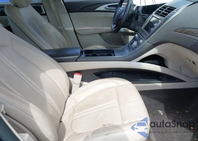 3LN6L5D99HR601213: 43010196