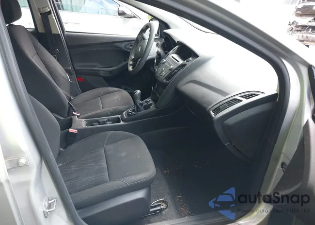 1FADP3E27GL207573: 43010257