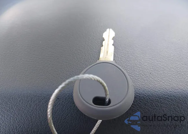 1C4NJPBA2ED587805: 43010284