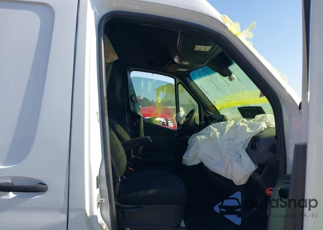 W1Y4KDHY0RT175675: 43011304