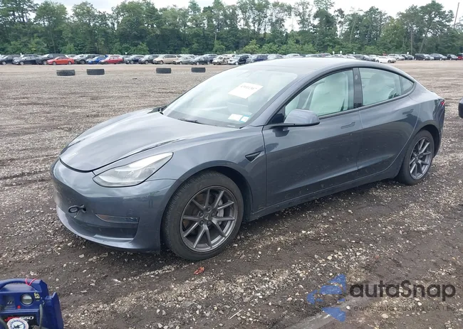 5YJ3E1EA0NF174276: 43011307